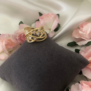 Bague Entrelacée Dorée Scintillante – Élégance & Raffinement