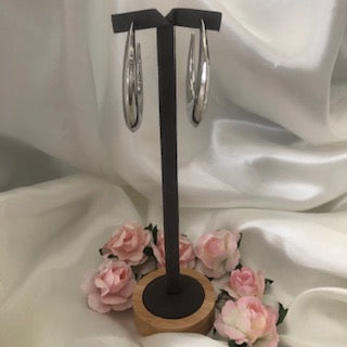 Boucles d'Oreilles Créoles Ovales en Acier Inoxydable Argenté – Élégance Intemporelle | Bella Monica Bijoux